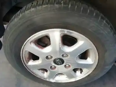 Veículo de Sucata kia carens 1.8 monovolumen do ano 2002 alimentado g/tb