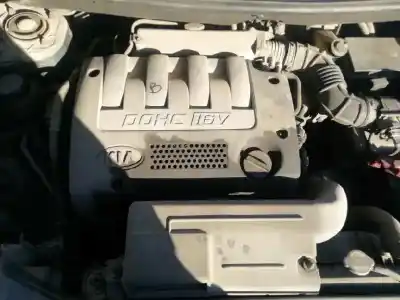 Veículo de Sucata kia carens 1.8 monovolumen do ano 2002 alimentado g/tb