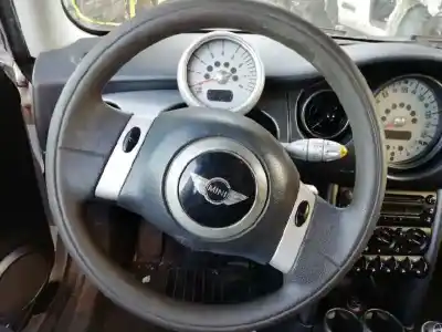 Veículo de Sucata mini mini (r50,r53) one do ano 2006 alimentado w10b16a g