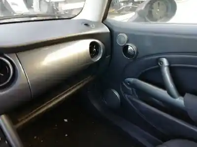 Veículo de Sucata mini mini (r50,r53) one do ano 2006 alimentado w10b16a g