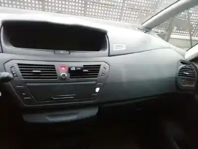 Scrapping Vehicle citroen c4 picasso i monospace (ud_) 1.6 hdi of the year 2008 powered d-9hz