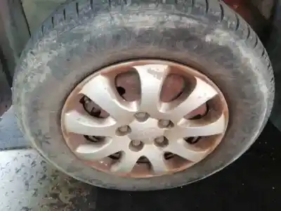 Sloopvoertuig kia carnival ii (gq) 2.9 crdi van het jaar 2004 aangedreven j3