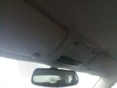 Veículo de Sucata toyota avensis (_t25_) 2.0 d-4d (adt250_) do ano 2006 alimentado 1adftv