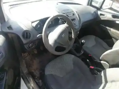 Veículo de Sucata ford transit courier combi trend do ano 2016 alimentado xucd