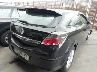 Здавання транспортного засобу opel astra gtc enjoy року 2005 потужний z14xep