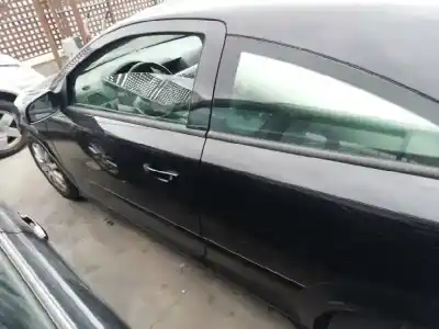 Здавання транспортного засобу opel astra gtc enjoy року 2005 потужний z14xep