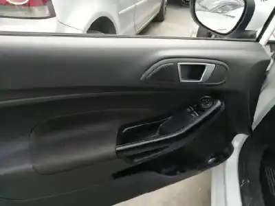 Здавання транспортного засобу ford                                               fiesta (ccn)                                                                                                                                                                                                                                               ambiente року 2014 потужний ugjc