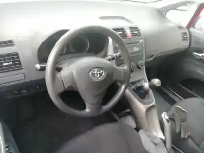 Veículo de Sucata toyota auris active do ano 2008 alimentado 1ndtv