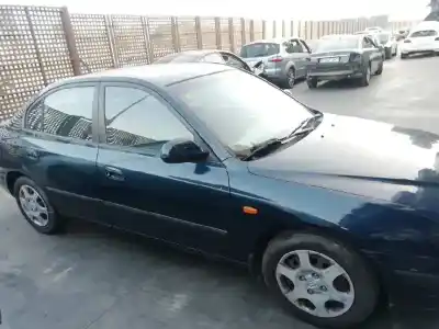 Veicolo di demolizione hyundai elantra (xd) 2.0 crdi comfort dell'anno 2003 alimentato d4ea