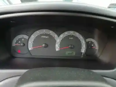 Veicolo di demolizione hyundai elantra (xd) 2.0 crdi comfort dell'anno 2003 alimentato d4ea