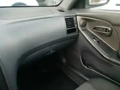 Veicolo di demolizione hyundai elantra (xd) 2.0 crdi comfort dell'anno 2003 alimentato d4ea