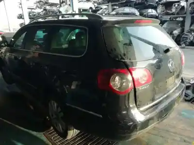 Scrapping Vehicle VOLKSWAGEN PASSAT VARIANT (3C5) Highline 4Motion of the year 2007 powered BKP