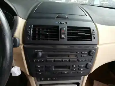 Veículo de Sucata bmw x3 (e83) 2.0d do ano 2006 alimentado 204d4