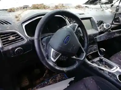 Здавання транспортного засобу ford s-max titanium року 2015 потужний t7cl