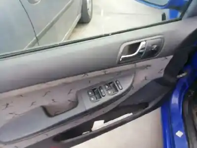 Здавання транспортного засобу skoda fabia familiar (6y5) comfort року 2001 потужний atd