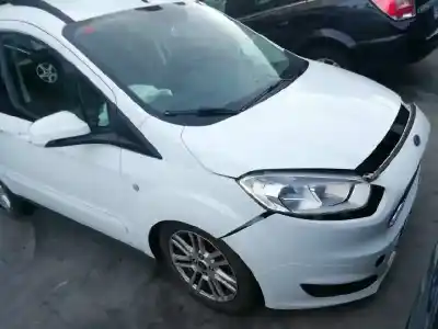 Veículo de Sucata ford tourneo courier (c4a) titanium do ano 2018 alimentado sfcd