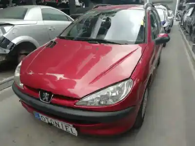 Veicolo di demolizione peugeot 206 sw x-line dell'anno 2003 alimentato 8hx