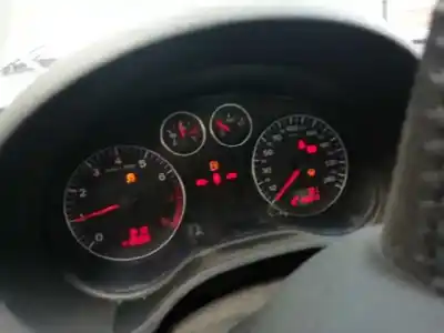 Veículo de Sucata audi a3 sportback (8p) 1.6 16v fsi do ano 2005 alimentado blf