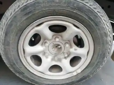 Veicolo di demolizione nissan pick-up (d22) 2.5 diesel dell'anno 2001 alimentato td25