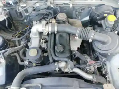 Veicolo di demolizione nissan pick-up (d22) 2.5 diesel dell'anno 2001 alimentato td25