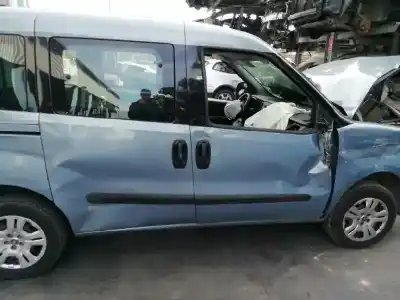 Veículo de Sucata fiat doblo cargo basis kasten do ano 2015 alimentado 263a2000
