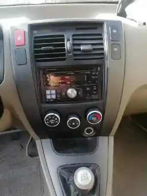 Veículo de Sucata hyundai tucson (jm) 2.0 comfort do ano 2010 alimentado g4gc