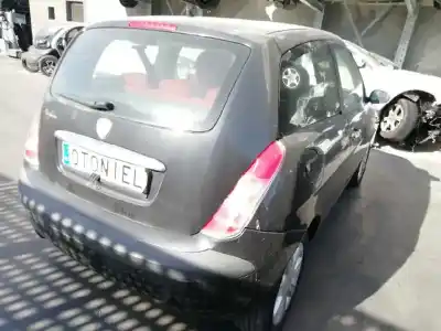 Veículo de Sucata lancia ypsilon (101) 1.2 16v cat 80 cv / 59 kw do ano 2003 alimentado 188a5000