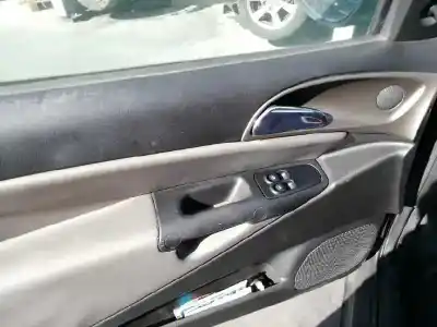 Veículo de Sucata lancia ypsilon (101) 1.2 16v cat 80 cv / 59 kw do ano 2003 alimentado 188a5000