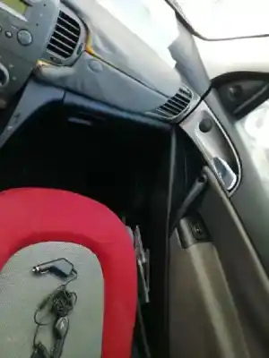 Veículo de Sucata lancia ypsilon (101) 1.2 16v cat 80 cv / 59 kw do ano 2003 alimentado 188a5000