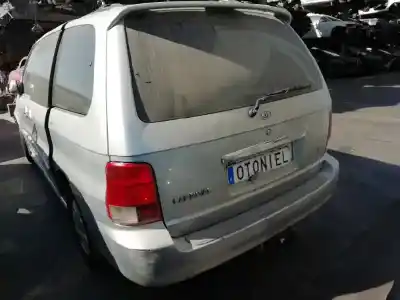Scrapping Vehicle kia carnival ii 2.9 cdri ex of the year 2002 powered j3