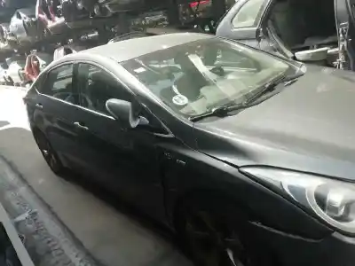 Sloopvoertuig hyundai i40 premium van het jaar 2012 aangedreven d4fd