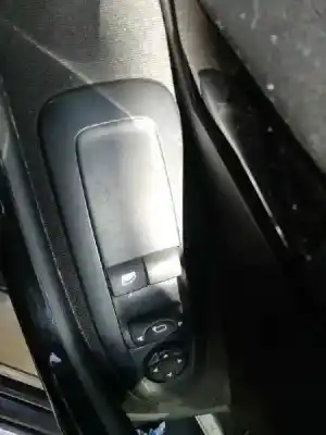 Veicolo di demolizione peugeot 208 style dell'anno 2016 alimentato hm01