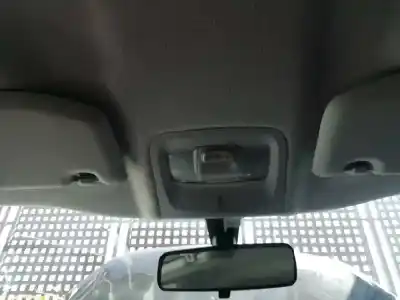 Veicolo di demolizione peugeot 208 style dell'anno 2016 alimentato hm01