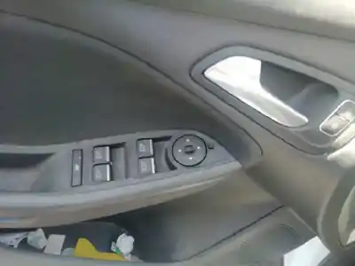 Veicolo di demolizione ford focus lim. business dell'anno 2018 alimentato xwda