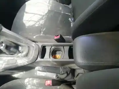 Veicolo di demolizione ford focus lim. business dell'anno 2018 alimentato xwda