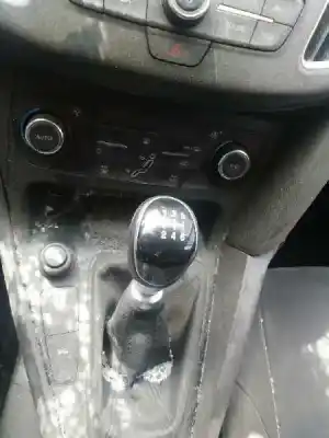 Veicolo di demolizione ford focus lim. business dell'anno 2018 alimentato xwda