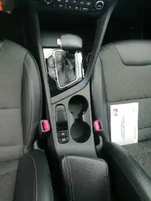 Scrapping Vehicle kia niro drive of the year 2019 powered g4le