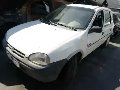 Здавання транспортного засобу opel corsa b swing року 1993 потужний c14se