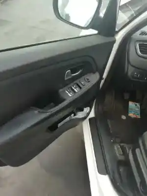 Veículo de Sucata kia carens ( ) 1.7 crdi cat do ano 2017 alimentado d4fd