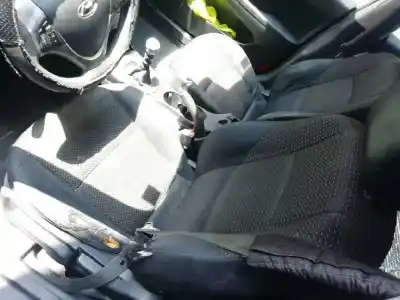 Veicolo di demolizione hyundai i30 (gd) classic dell'anno 2009 alimentato d4fb