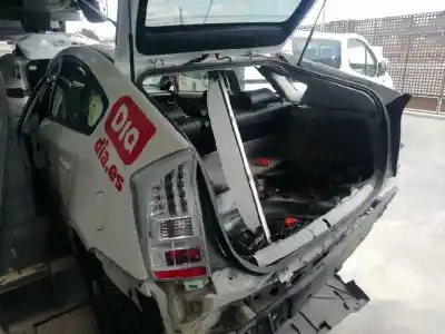 Sloopvoertuig toyota prius (nhw30) plug-in hybrid advance van het jaar 2011 aangedreven 2zr