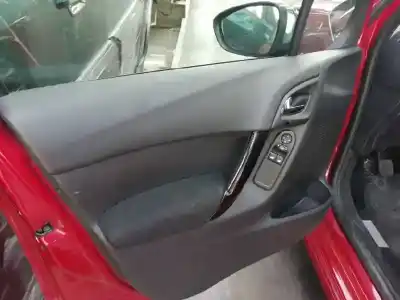 Veículo de Sucata citroen c3 collection do ano 2012 alimentado 8f01 8fp