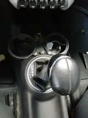 Veículo de Sucata bmw mini (r56) cooper do ano 2009 alimentado n12b16a