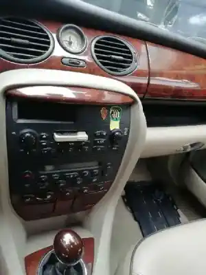 Sloopvoertuig mg serie 75 (rj) 2.0 16v cdt van het jaar 2002 aangedreven 204d2