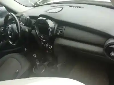 Здавання транспортного засобу mini mini (f56) one d року 2018 потужний b37c15a