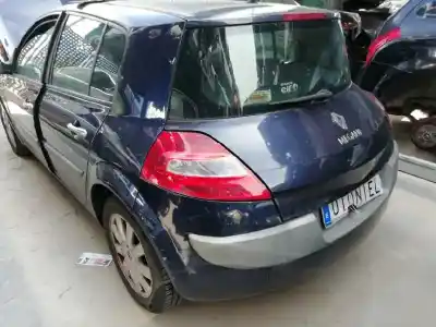 Veicolo di demolizione renault megane ii berlina 5p 1.5 dci diesel dell'anno 2008 alimentato k9k p7