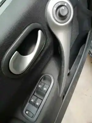 Veicolo di demolizione renault megane ii berlina 5p 1.5 dci diesel dell'anno 2008 alimentato k9k p7