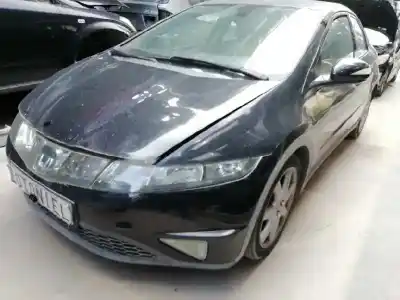 Veicolo di demolizione honda civic berlina (fn) 1.8 type s dell'anno 2007 alimentato r18a2