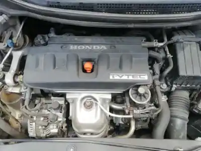 Veicolo di demolizione honda civic berlina (fn) 1.8 type s dell'anno 2007 alimentato r18a2