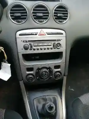 Veículo de Sucata peugeot 308 sw confort do ano 2007 alimentado 9hz